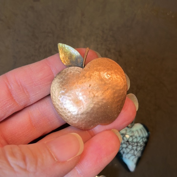 Perfect condition 2 brooches and one pendent - Picture 3 of 13